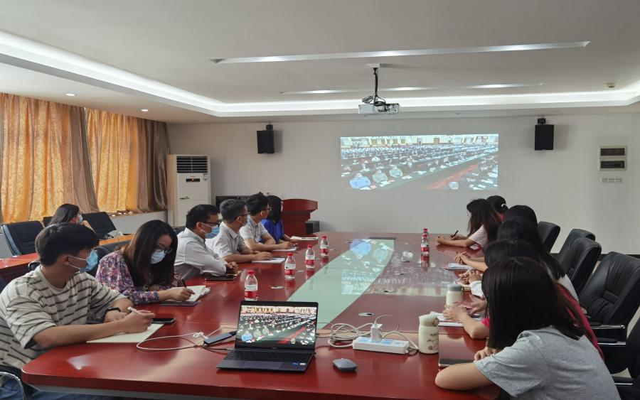 管理学院党总支收看学习习近平在庆祝中国共产主义青年团成立100周年大会上的重要讲话